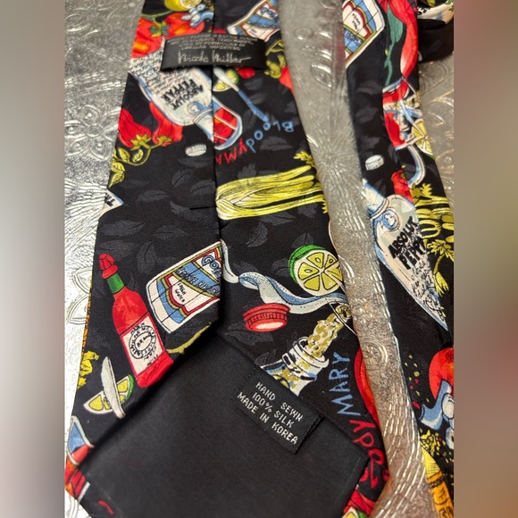 Nicole Miller Bloody Mary Tie - Picture 5 of 7